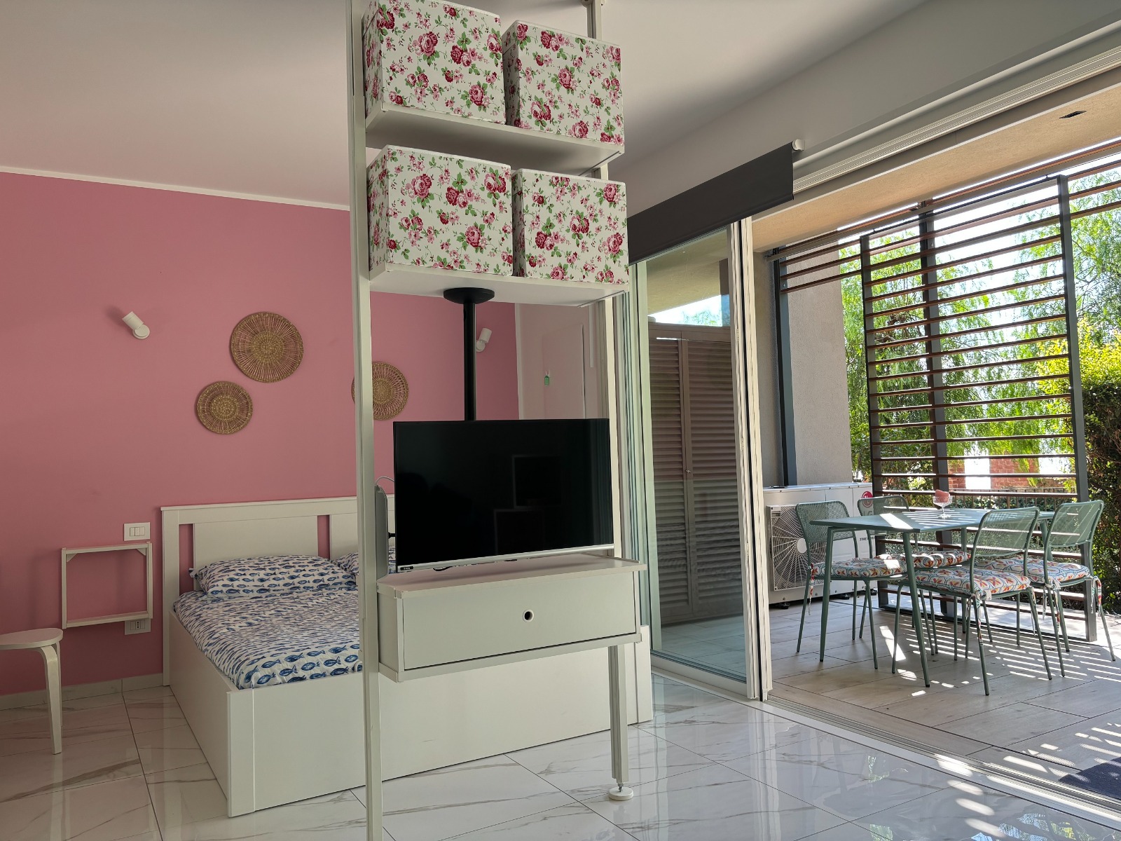 🇮🇹 Castello Borelli: Monolocale Vista Mare con Terrazzo & Spa