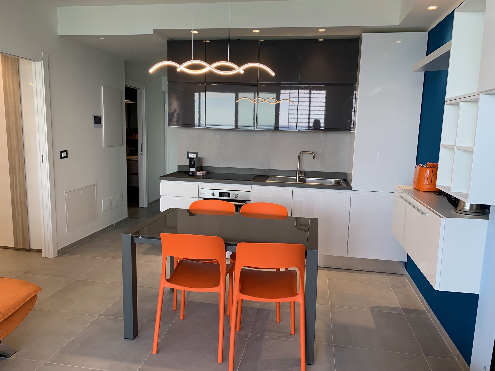 🇮🇹 Castello Borelli 6C: Fronte  Mare e Torre Est con Comfort Moderno