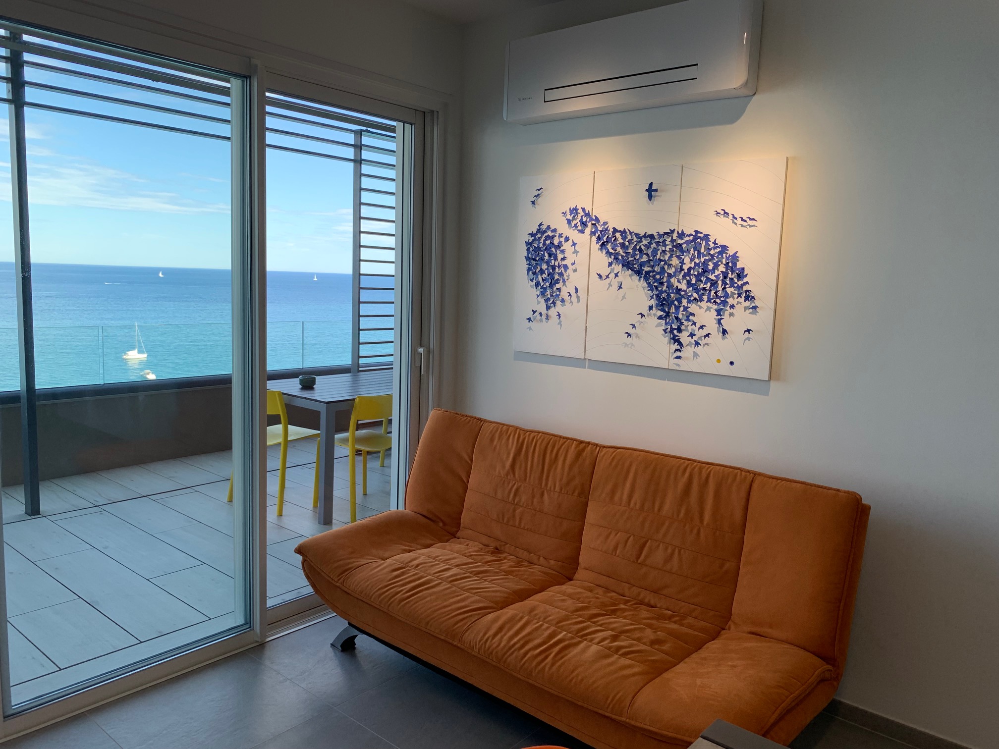 🇮🇹 Castello Borelli 6C: Fronte  Mare e Torre Est con Comfort Moderno 4